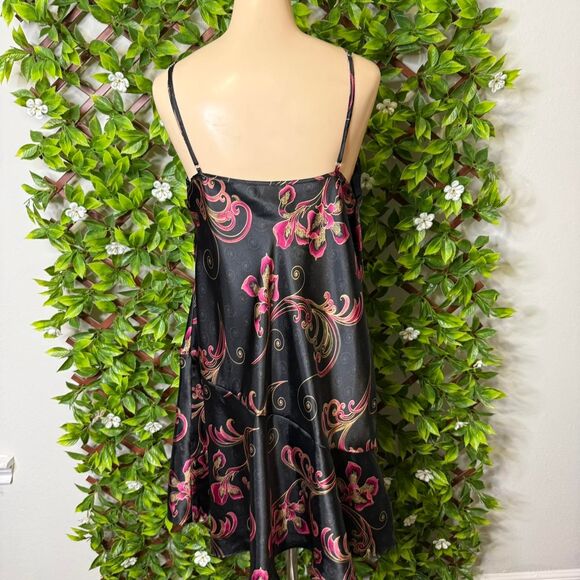 Vintage Delicates Women's Slip Dress - Picture 3 of 4